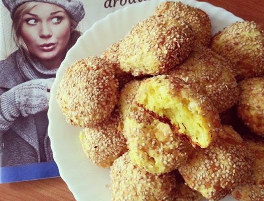 Varškės-sūrio bandelės