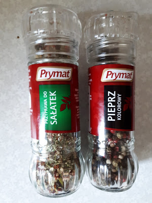 
Lietiniai blynai su antiena, daug daržovių ir sūriu
