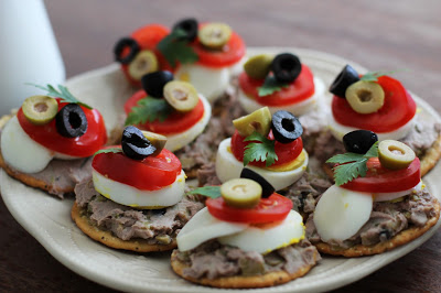 
Užkandis su žąsienos paštetu
