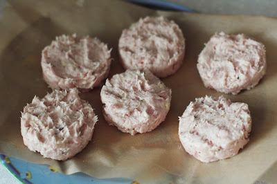 
Gardūs triušienos maltinukai su grikių rizotto
