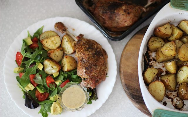 Anties kulšelės su česnakinėmis bulvytėmis bei saldžiarūgščiu slyvų padažu