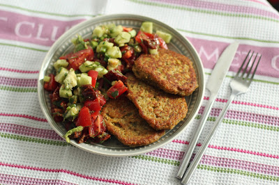
Avižinių dribsnių ir daigintų Mung pupelių kepsneliai
