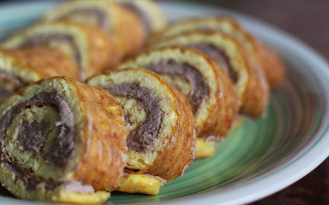 Sūrio vyniotinis su antienos paštetu