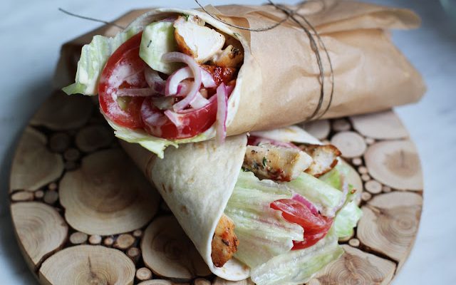 Tortilijos su triušiena ir daržovėmis