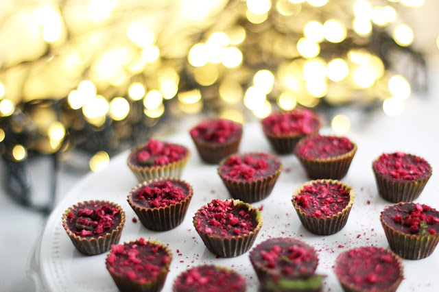 
Šventiniai naminiai saldainiai su Matcha
