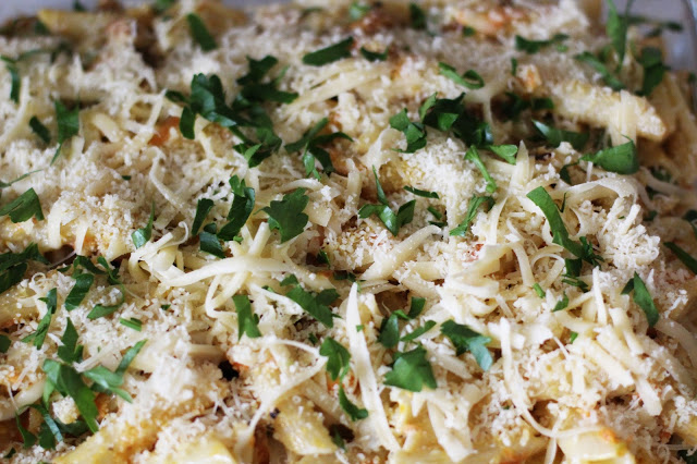 
Makaronų apkepas su triušiena ir daržovėmis
