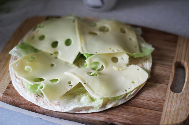 
Gaivūs tortilijų suktinukai su  jautienos didkepsniu
