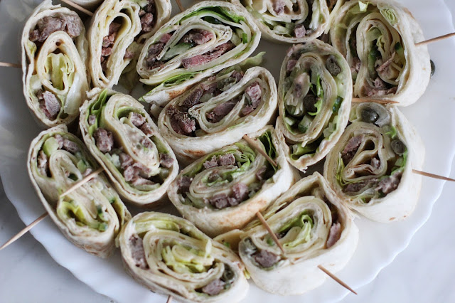 
Gaivūs tortilijų suktinukai su  jautienos didkepsniu
