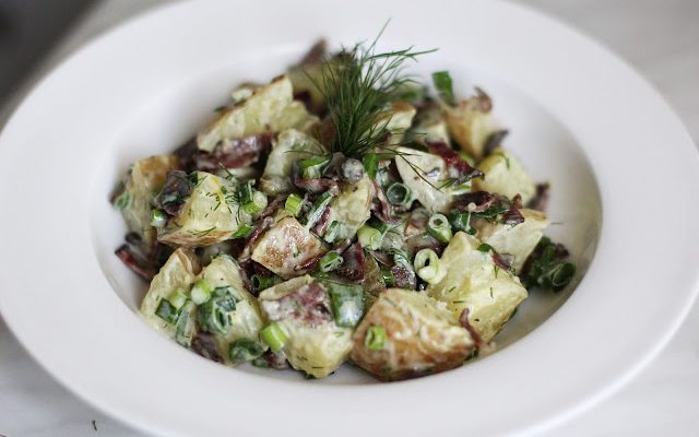 Sočios vasariškos bulvių salotos su antiena