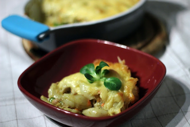 
Makaronų-tuno apkepėlė
