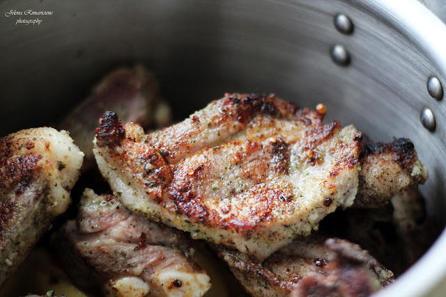 
Troškinys su šonkauliais greitpuodyje ir naminiai guminukai
