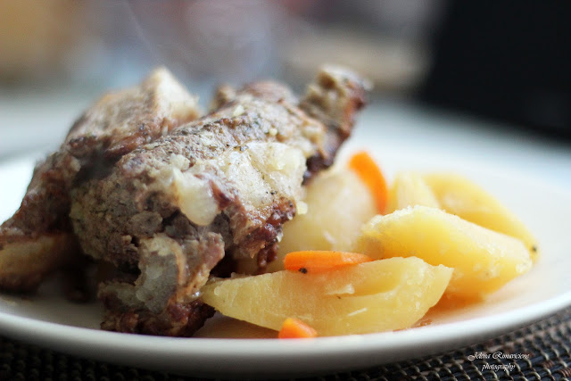 
Troškinys su šonkauliais greitpuodyje ir naminiai guminukai
