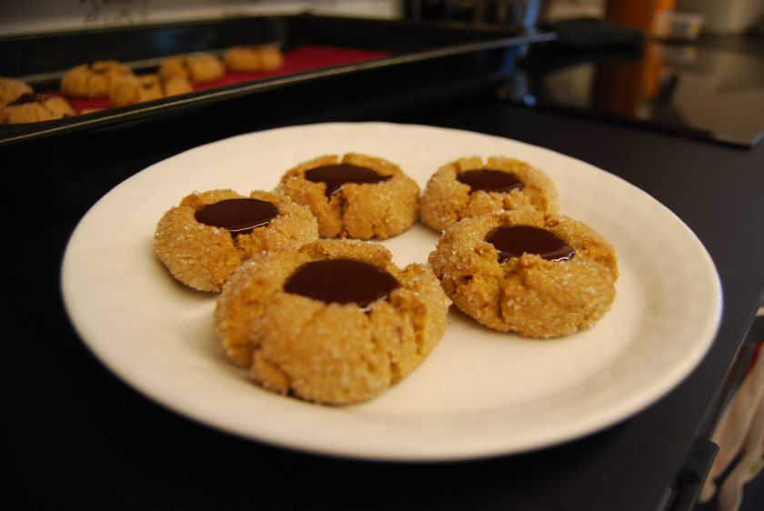 Riešutų sviesto sausainiai su šokoladu