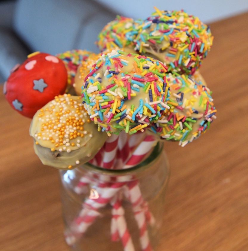 “Cake Pops’ai” arba kaip su jais bandžiau susidraugauti