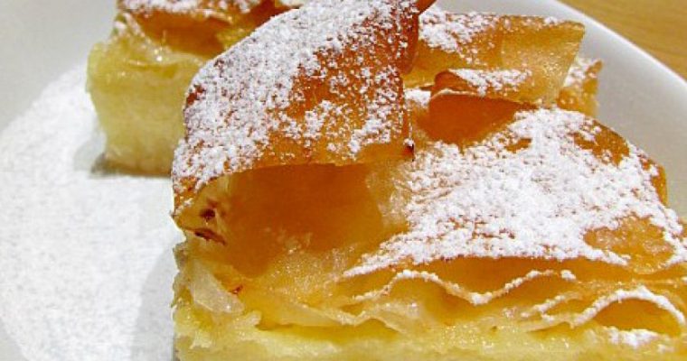 Galaktoboureko – graikiškas pyragas su plikytu kremu