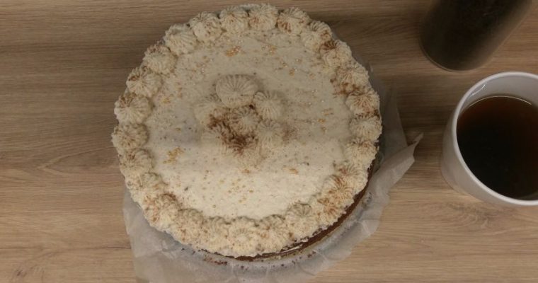 Prieskoninės arbatos tortas