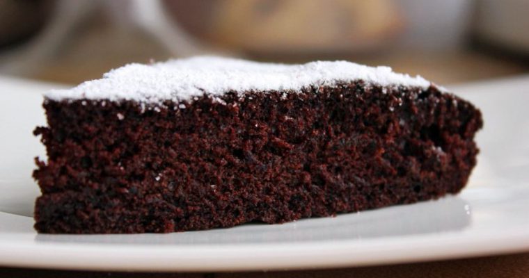 Veganiškas kakavinis pyragas