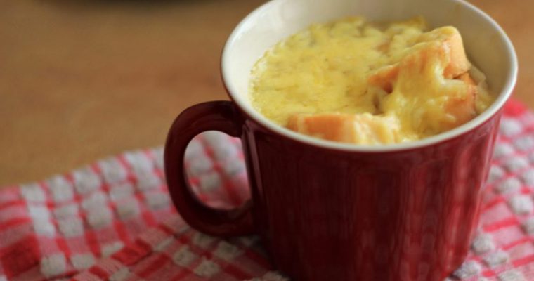 Soup à l’oignon gratinée pagal Julia Child