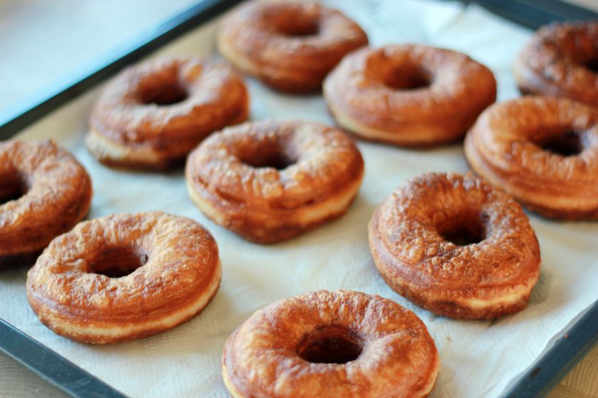 Cronut – nuostabios spurgos su įdaru