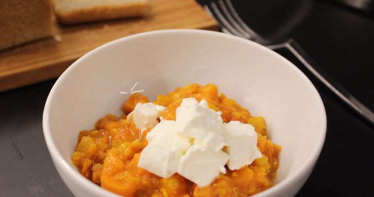 Daržovių troškinys su&nbsp;lęšiais