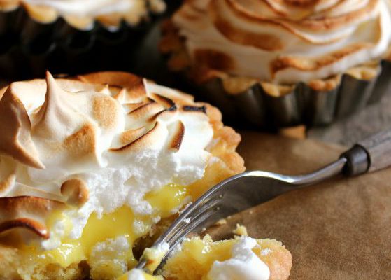 Citrinų tartaletės su puta