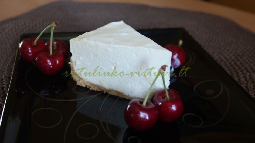 Nekeptas sūrio tortas (su ananasų gabaliukais)