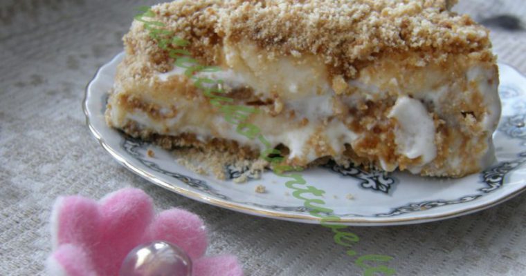 Nekeptas meduolių ir bananų tortas