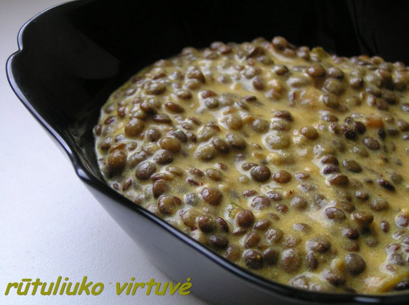 Šiltos “salotos” su lęšiais