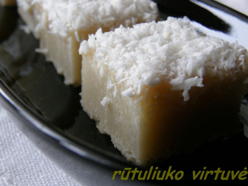 Kokosiniai pyragaičiai