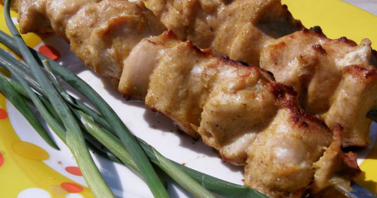 Vištienos šašlykai, marinuoti kokoso piene