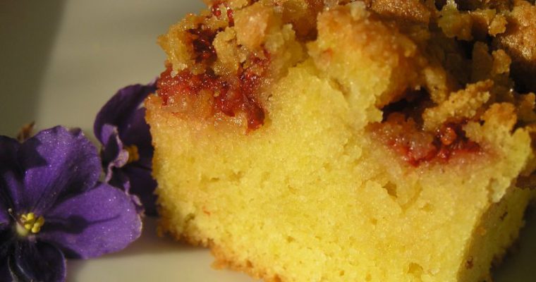 Pyragas su uogytėmis