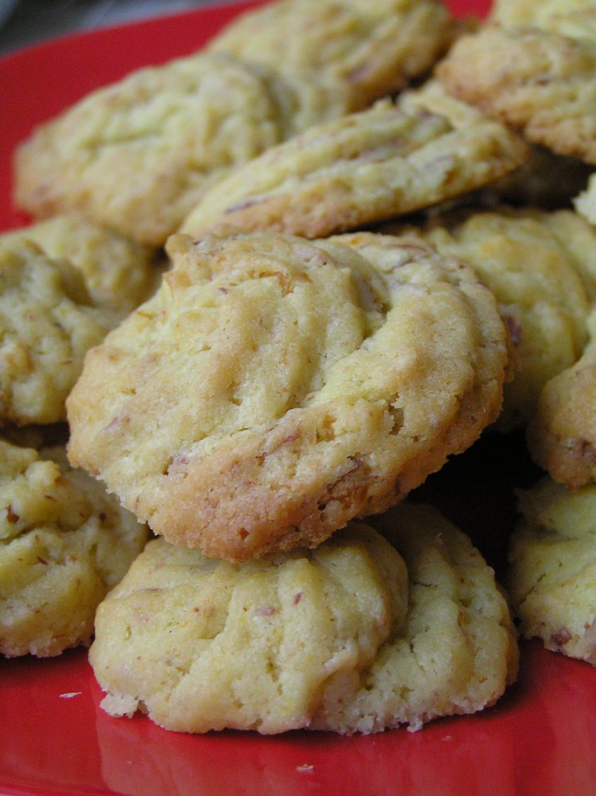 Apelsininiai sausainiai [Polvorones de naranja]