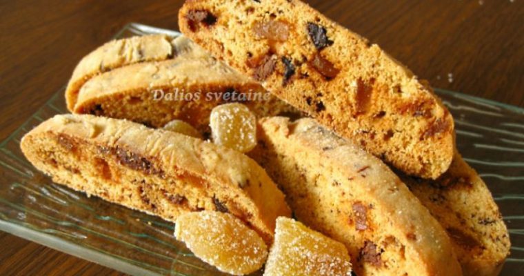 Biscotti su cukruotais imbierais ir šokoladu