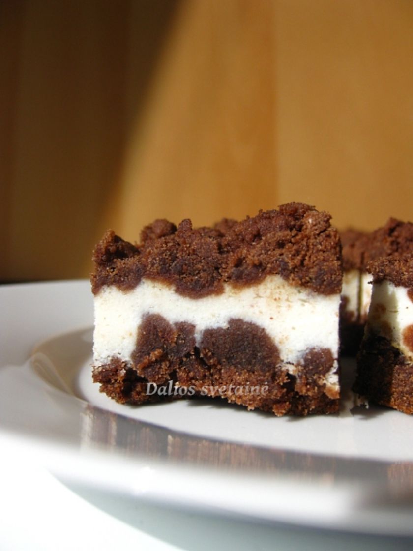 Kakavinis pyragas su varške