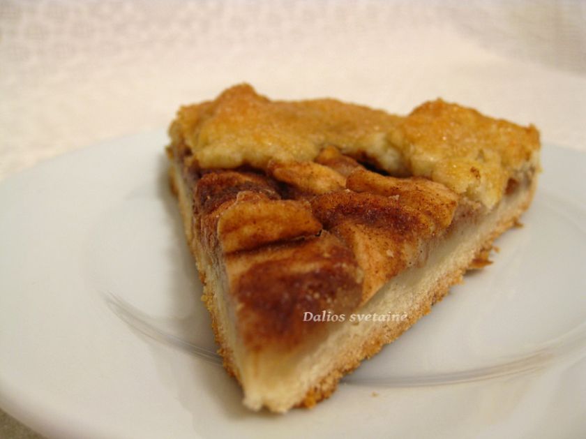 Prancūziškas obuolių pyragas – Galette