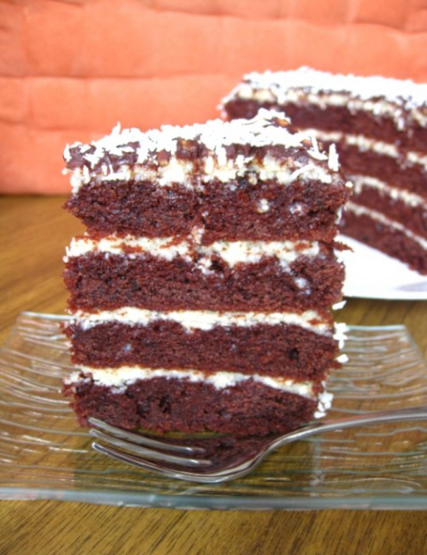 Tortas „Raudonas aksomas“