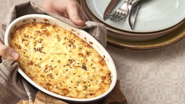 Dietologė pataria: kodėl svogūnus vertėtų įtraukti į mitybos racioną ir kaip išvengti ašarų juos pjaustant?