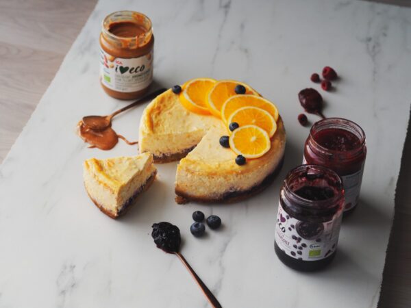 Gamtai ir žmogaus sveikatai palankius produktus besirenkanti Liucina Rimgailė dalijasi Atvelykio pyrago receptu