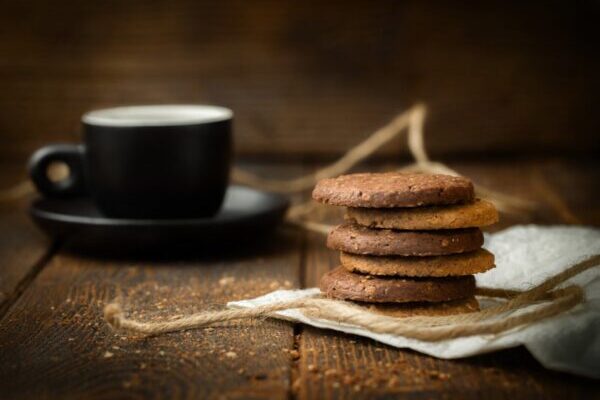 Pasigaminkite sausainių be miltų: vaikai valgys su malonumu, o skanėstas kainuos mažiau nei 5 eurus