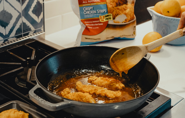 Virtuvės siaubas: ar tefloninės keptuvės kenksmingos?
