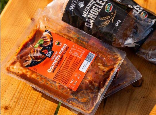 Savaitgalį džiugins orai ir „Iki“ akcijos: išbandykite instagramerio Andriaus Šimulyno plėšytos vištienos mėsainio receptą