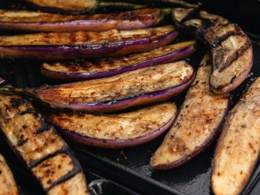 Ilgasis savaitgalis – su skaniu maistu ir mažiau rūpesčių: 3 žinomo šefo gudrybės ir receptai